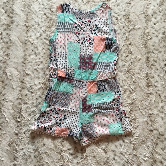 Patterned romper - Picture 2 of 3